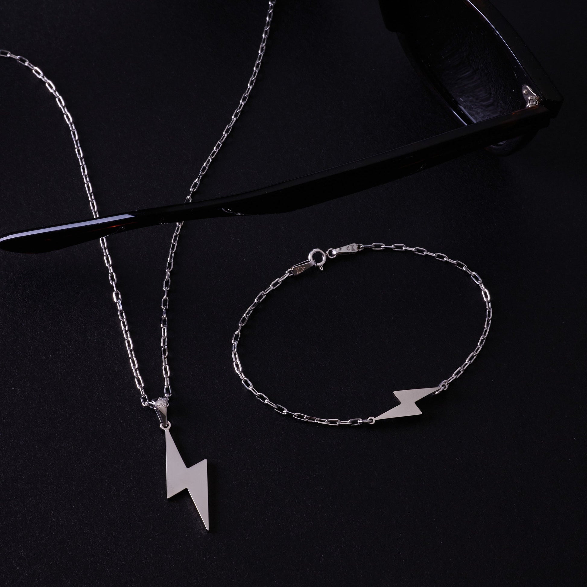 Gümüş Kaplama Çelik Şimşek Kolye