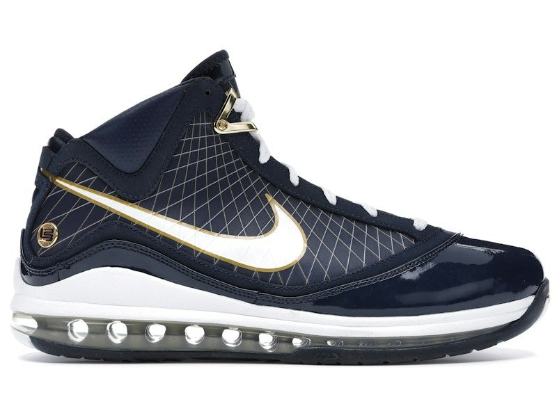 Nike LeBron 7 University of Akron