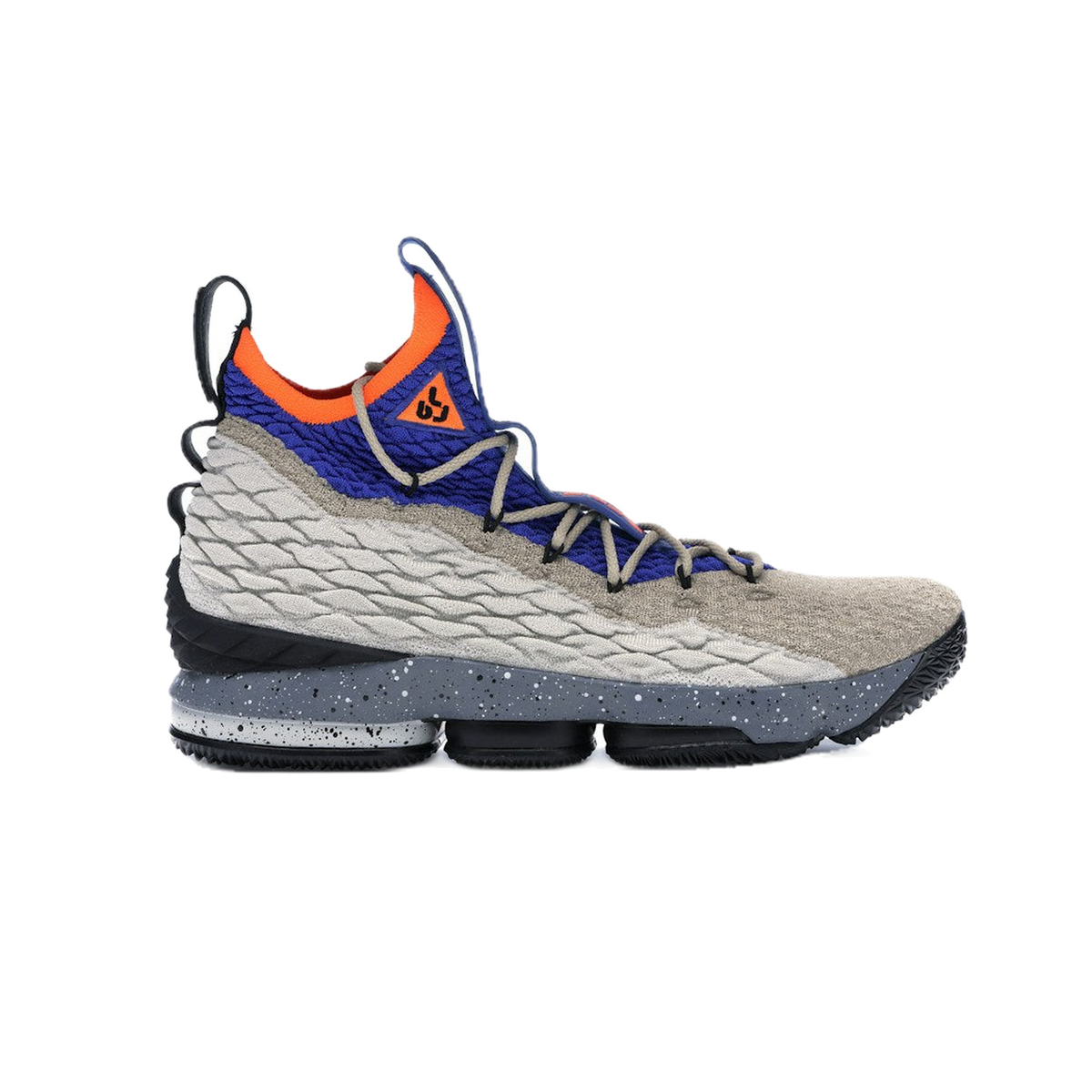 Nike LeBron 15 Mowabb